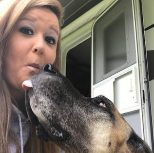 Meet your Posher, Kelly